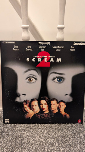 Scream laserdisc widescreen - 2,