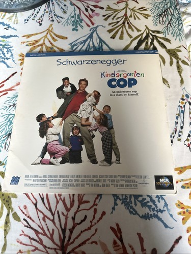 Kindergarten cop laserdisc - kindergarten,